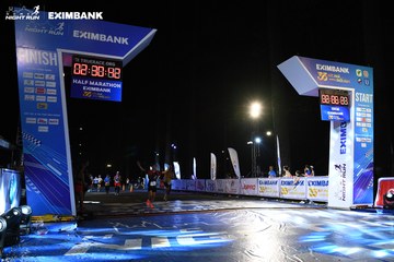 HO CHI MINH CITY NIGHT RUN EXIMBANK 2024 - Ảnh #2065900