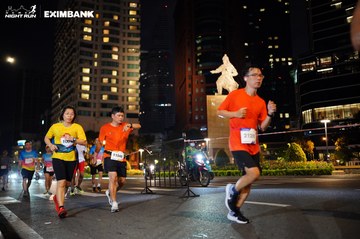 HO CHI MINH CITY NIGHT RUN EXIMBANK 2024 - Ảnh #1989865