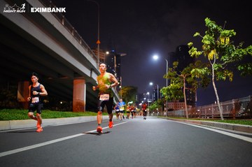 HO CHI MINH CITY NIGHT RUN EXIMBANK 2024 - Ảnh #1988685