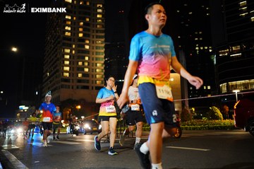 HO CHI MINH CITY NIGHT RUN EXIMBANK 2024 - Ảnh #1990828
