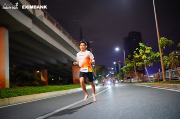 HO CHI MINH CITY NIGHT RUN EXIMBANK 2024 - Ảnh #1988525