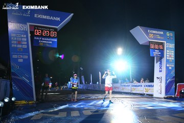 HO CHI MINH CITY NIGHT RUN EXIMBANK 2024 - Ảnh #2062915