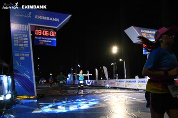 HO CHI MINH CITY NIGHT RUN EXIMBANK 2024 - Ảnh #2064753