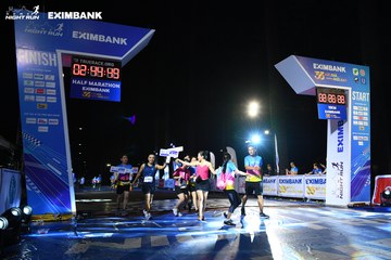 HO CHI MINH CITY NIGHT RUN EXIMBANK 2024 - Ảnh #2064807
