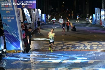 HO CHI MINH CITY NIGHT RUN EXIMBANK 2024 - Ảnh #2026765