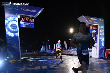 HO CHI MINH CITY NIGHT RUN EXIMBANK 2024 - Ảnh #2059621