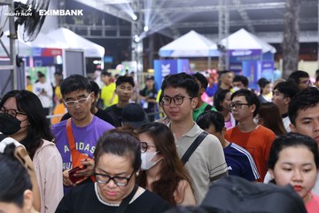 HO CHI MINH CITY NIGHT RUN EXIMBANK 2024 - Ảnh #1965037