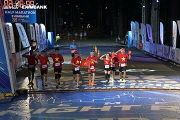 HO CHI MINH CITY NIGHT RUN EXIMBANK 2024 - Ảnh #2027752