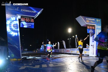 HO CHI MINH CITY NIGHT RUN EXIMBANK 2024 - Ảnh #2059181