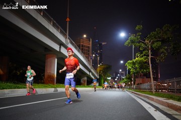 HO CHI MINH CITY NIGHT RUN EXIMBANK 2024 - Ảnh #1988969