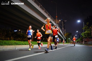 HO CHI MINH CITY NIGHT RUN EXIMBANK 2024 - Ảnh #1988691
