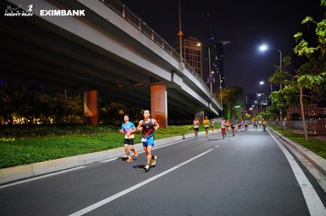 HO CHI MINH CITY NIGHT RUN EXIMBANK 2024 - Ảnh #1988840