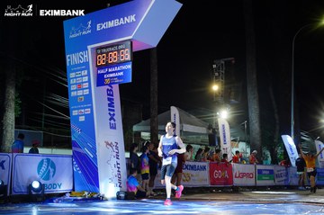 HO CHI MINH CITY NIGHT RUN EXIMBANK 2024 - Ảnh #2034300