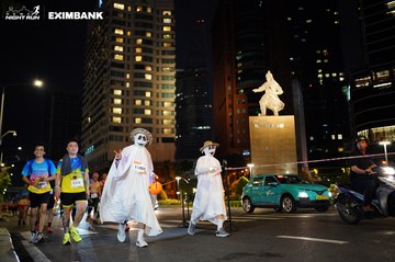HO CHI MINH CITY NIGHT RUN EXIMBANK 2024 - Ảnh #1990890
