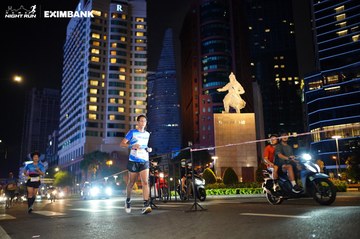HO CHI MINH CITY NIGHT RUN EXIMBANK 2024 - Ảnh #1989955