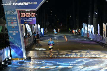 HO CHI MINH CITY NIGHT RUN EXIMBANK 2024 - Ảnh #2029445