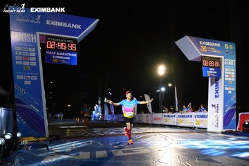 HO CHI MINH CITY NIGHT RUN EXIMBANK 2024 - Ảnh #2065714