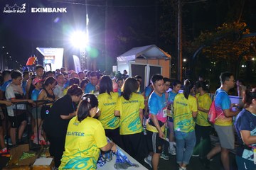 HO CHI MINH CITY NIGHT RUN EXIMBANK 2024 - Ảnh #2012575