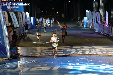 HO CHI MINH CITY NIGHT RUN EXIMBANK 2024 - Ảnh #2027258
