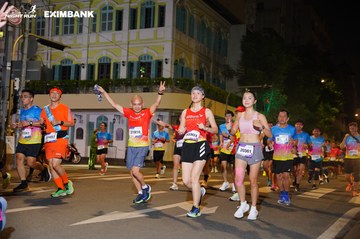 HO CHI MINH CITY NIGHT RUN EXIMBANK 2024 - Ảnh #2032270
