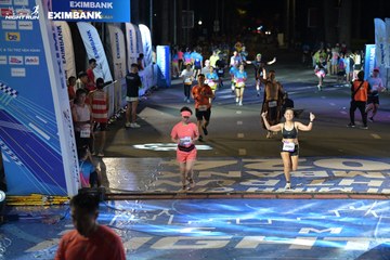 HO CHI MINH CITY NIGHT RUN EXIMBANK 2024 - Ảnh #2031616