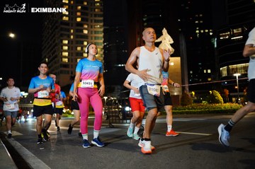 HO CHI MINH CITY NIGHT RUN EXIMBANK 2024 - Ảnh #1990068