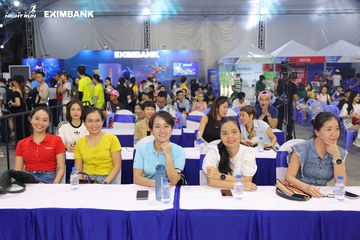 HO CHI MINH CITY NIGHT RUN EXIMBANK 2024 - Ảnh #1964838