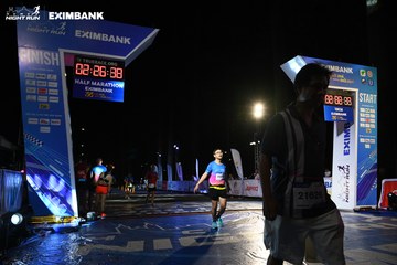 HO CHI MINH CITY NIGHT RUN EXIMBANK 2024 - Ảnh #2062259