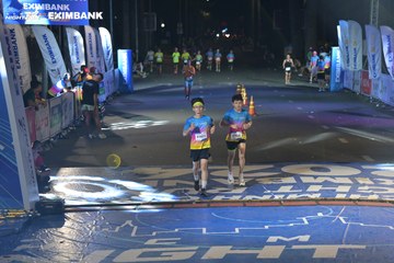 HO CHI MINH CITY NIGHT RUN EXIMBANK 2024 - Ảnh #2030471