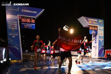 HO CHI MINH CITY NIGHT RUN EXIMBANK 2024 - Ảnh #2064547