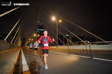 HO CHI MINH CITY NIGHT RUN EXIMBANK 2024 - Ảnh #2024462