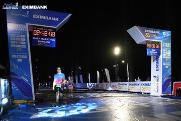 HO CHI MINH CITY NIGHT RUN EXIMBANK 2024 - Ảnh #2063058