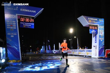 HO CHI MINH CITY NIGHT RUN EXIMBANK 2024 - Ảnh #2065679