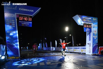 HO CHI MINH CITY NIGHT RUN EXIMBANK 2024 - Ảnh #2061321
