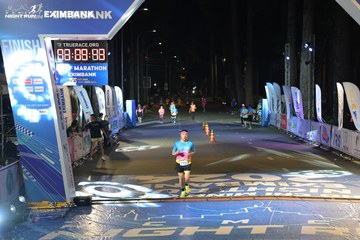 HO CHI MINH CITY NIGHT RUN EXIMBANK 2024 - Ảnh #2029009