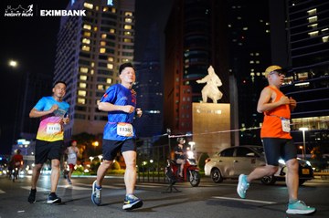 HO CHI MINH CITY NIGHT RUN EXIMBANK 2024 - Ảnh #1989563
