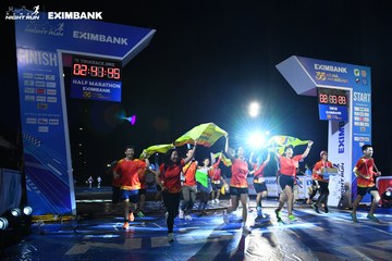 HO CHI MINH CITY NIGHT RUN EXIMBANK 2024 - Ảnh #2062634
