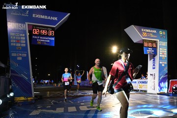 HO CHI MINH CITY NIGHT RUN EXIMBANK 2024 - Ảnh #2064605