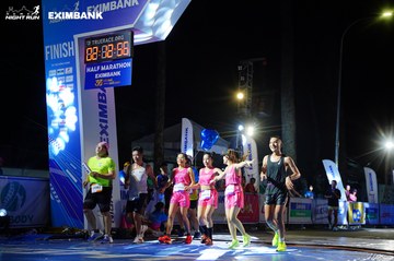 HO CHI MINH CITY NIGHT RUN EXIMBANK 2024 - Ảnh #2033413
