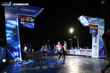 HO CHI MINH CITY NIGHT RUN EXIMBANK 2024 - Ảnh #2061181