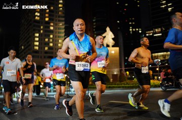HO CHI MINH CITY NIGHT RUN EXIMBANK 2024 - Ảnh #1990267