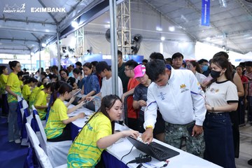 HO CHI MINH CITY NIGHT RUN EXIMBANK 2024 - Ảnh #1964359