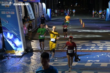 HO CHI MINH CITY NIGHT RUN EXIMBANK 2024 - Ảnh #2031272