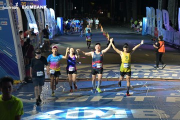 HO CHI MINH CITY NIGHT RUN EXIMBANK 2024 - Ảnh #2028325