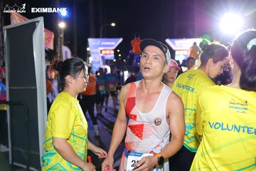 HO CHI MINH CITY NIGHT RUN EXIMBANK 2024 - Ảnh #2012792