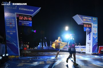 HO CHI MINH CITY NIGHT RUN EXIMBANK 2024 - Ảnh #2060067