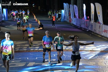 HO CHI MINH CITY NIGHT RUN EXIMBANK 2024 - Ảnh #2031960