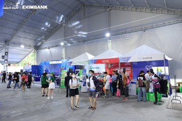 HO CHI MINH CITY NIGHT RUN EXIMBANK 2024 - Ảnh #1964329