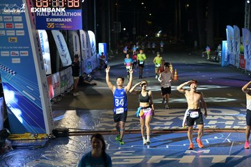 HO CHI MINH CITY NIGHT RUN EXIMBANK 2024 - Ảnh #2027629