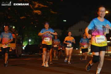 HO CHI MINH CITY NIGHT RUN EXIMBANK 2024 - Ảnh #2029359